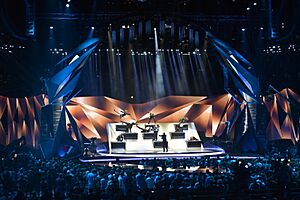 Archivo:ESC2013 semi final 2 opening act 01