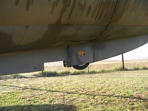 Archivo:Impala-tailstrike tailwheel-001