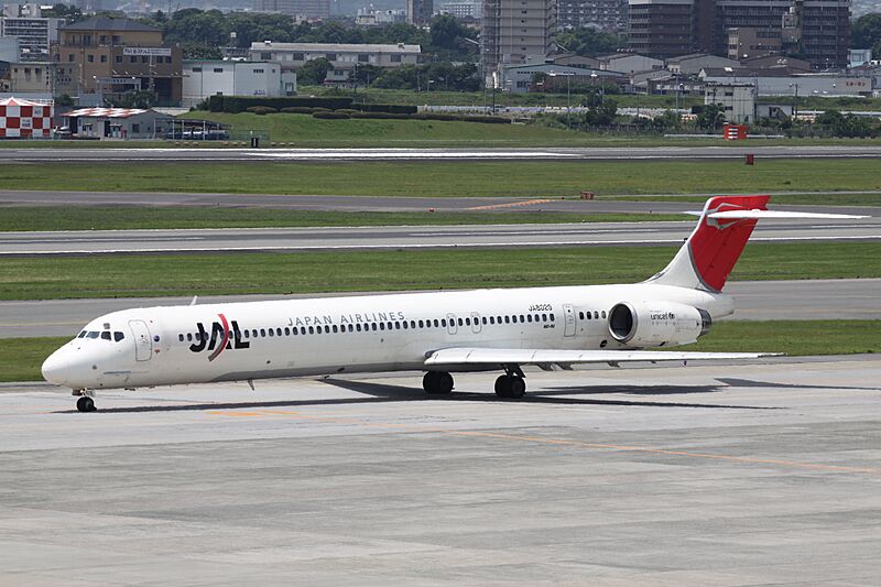 Japan Airlines MD-90(JA8029) (3654614260)