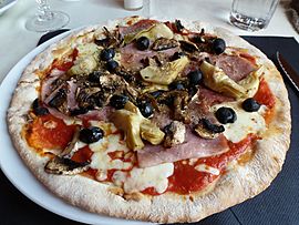 Pizza capricciosa.jpg