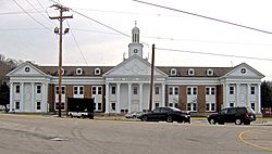 Archivo:Roane-county-tennessee-courthouse1