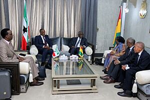 Archivo:The President of Somaliland, Musa Bihi Abdi And the Guinean Foreign minister, Mamadi Toure