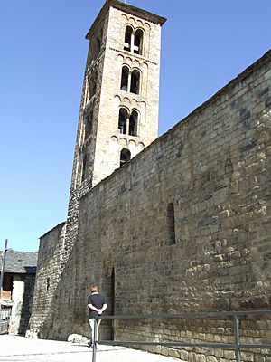Archivo:Vall de Boí. Taüll. Santa Maria 5
