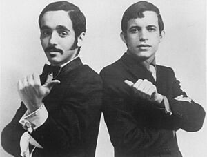 Archivo:Willie Colón and Héctor Lavoe (1969 Fania Records publicity photo)