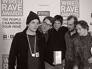 Archivo:Wired Wilco