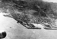 Archivo:Yokosuka-Naval-Base-18-April-1942