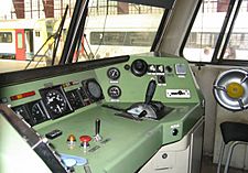 Archivo:AM82 - train interior - antwerpen - belgium