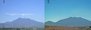 Archivo:El volcán Sangangüey y el de Tequila.