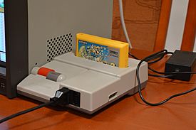 Archivo:Famicom game console