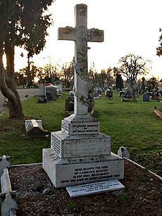 Archivo:Grave of Dan Leno