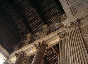 Archivo:Pantheon inside