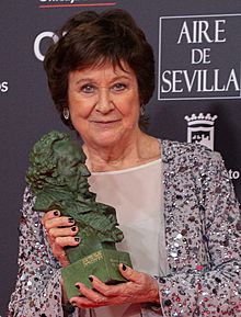 Premios Goya 2020 - Julieta Serrano Goya (cropped).jpg