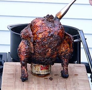 Archivo:Robb's beer can chicken, Chicago (cropped)