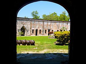 Archivo:San Fernando de Omoa Fortress, Honduras