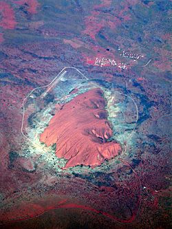 Archivo:Uluru2 2003-11-21