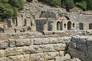Archivo:2011 Butrint 05 Prytaneion and Asclepios Sanctuary