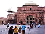 Agra Fort (1580896477).jpg