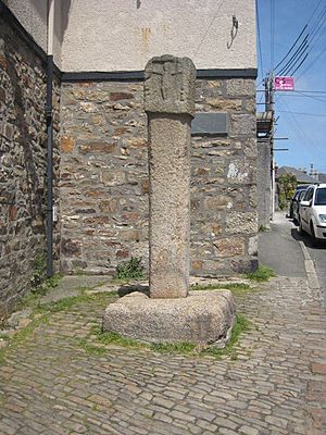 Archivo:Ancient cross in St Erth - geograph.org.uk - 1331234