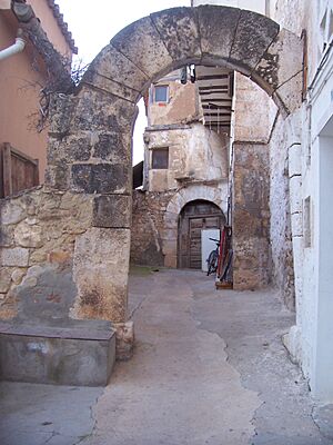 Archivo:Arco del Horno Ademuz