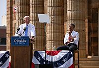 Archivo:Biden Obama 3b