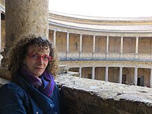 Carolina Molina en el Palacio de Carlos V de la Alhambra.jpg