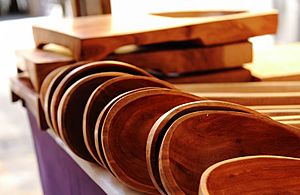 Archivo:Cucharas de madera