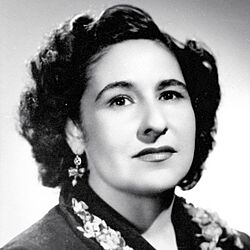 Ella es la Profesora Carmen Caballero de Cortés.jpg