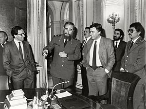 Archivo:Felipe González junto a Fidel Castro, Daniel Ortega y Alfonso Guerra en el palacio de la Moncloa. Pool Moncloa. 16 de febrero de 1984