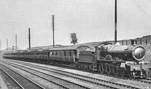 Archivo:GWR 4038 on Cornish Riviera Express
