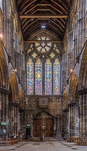 Archivo:Glasgow Cathedral - Nave Rear