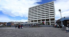 Archivo:Hospital Eugenio Espejo (Quito)