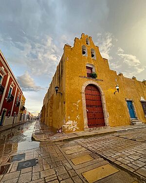 Archivo:Iglesia de San Roque y San Francisquito, Campeche