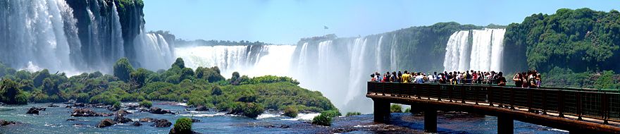 Archivo:Iguazu Décembre 2007 - Panorama 7