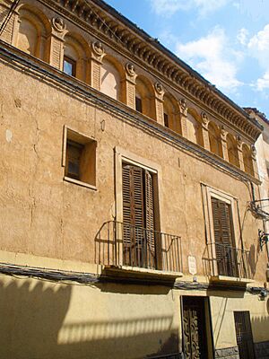 Archivo:La Almunia de Doña Godina - Casa en Calle de Garay nº 26 (4)