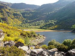 Archivo:Lago de La Baña 2