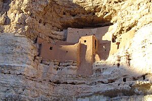 Archivo:Montezuma Castle