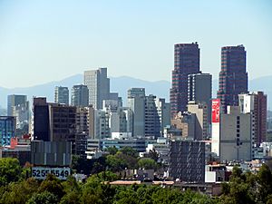 Archivo:Polanco Skyline Mexico City DF