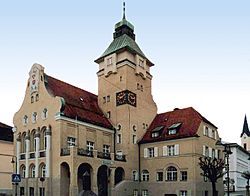 Rathaus-simbach-am-inn 1-1184x856-3.jpg
