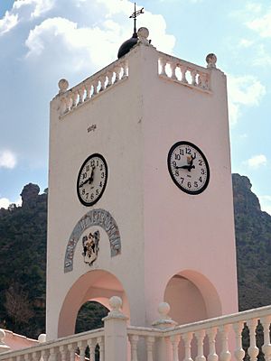 Archivo:Reloj Molinicos
