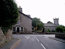 Trinity House and Holy Trinity Church, Holme - geograph.org.uk - 49581.jpg