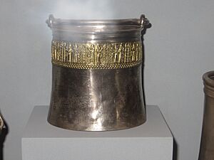 Archivo:Urartu bucket