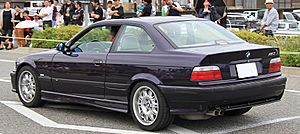 Archivo:BMW M3 Coupe E36 rear