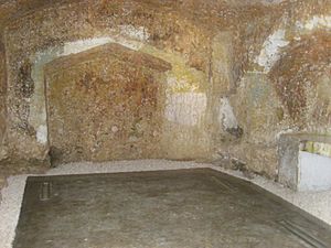 Archivo:Casa Cueva Robledo Blanco Peñaflor