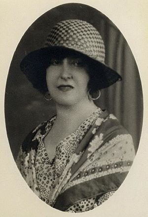 Archivo:Concha Espina, 1929