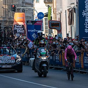 Archivo:Egan Bernal (51466695110)