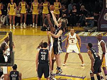 Archivo:Gasol Memphis Lakers