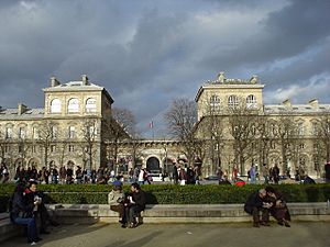Archivo:Hotel-Dieu de Paris (2007)
