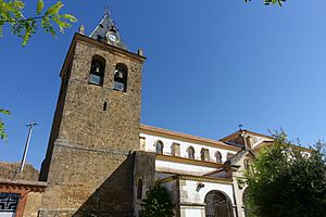 Archivo:Iglesia de la Asunción de Nuestra Señora, Cea