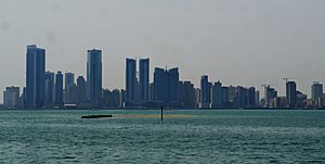 Muharraq Blick nach Manama 3.jpg