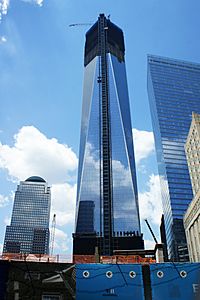 Archivo:NYC 07 2012 One WTC 4063